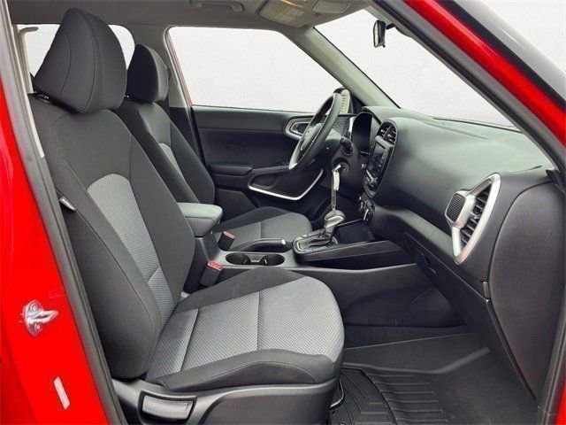 Used 2023 Kia Soul LX w/ LX Technology Package image 20