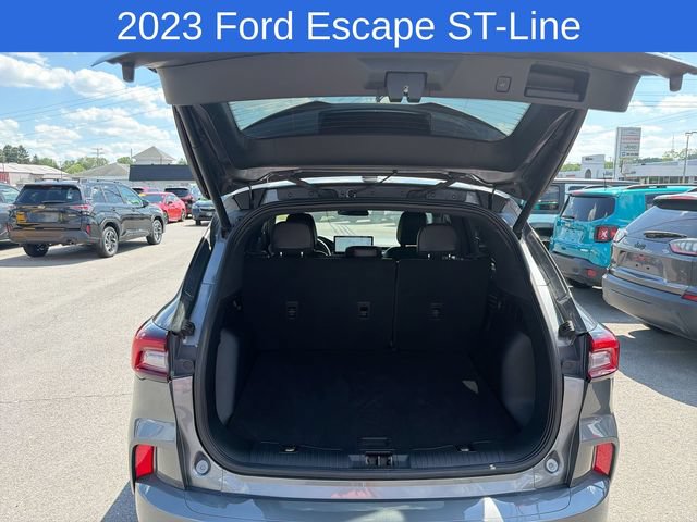 Used 2023 Ford Escape ST-Line w/ Tech Pack #1 AWD/4WD image 29