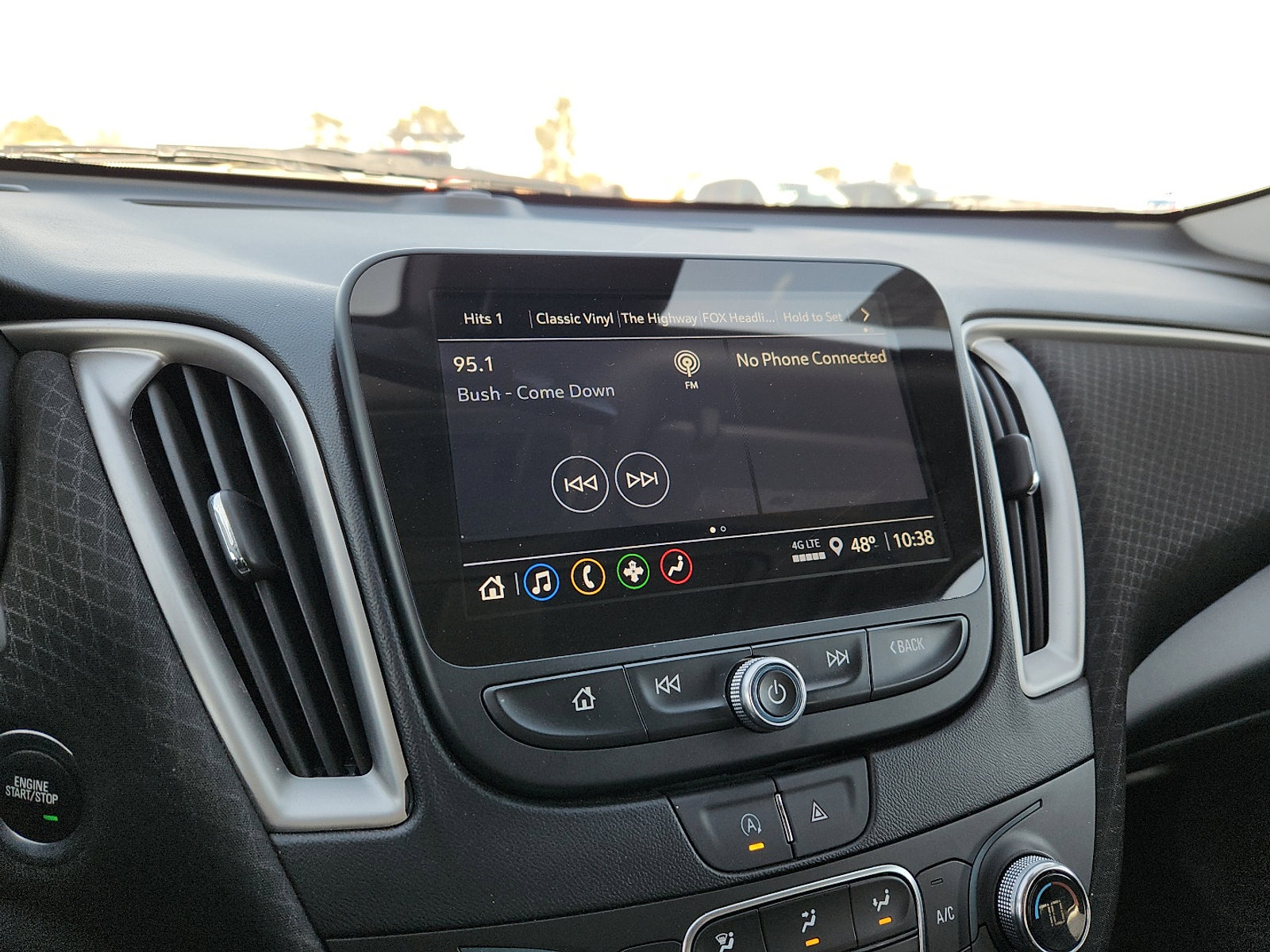 Used 2024 Chevrolet Malibu LT image 19