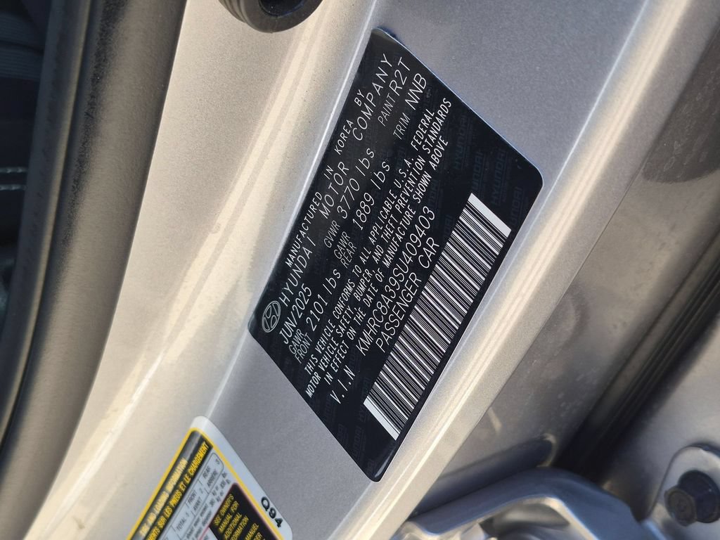 Used 2025 Hyundai Venue SEL FWD image 34