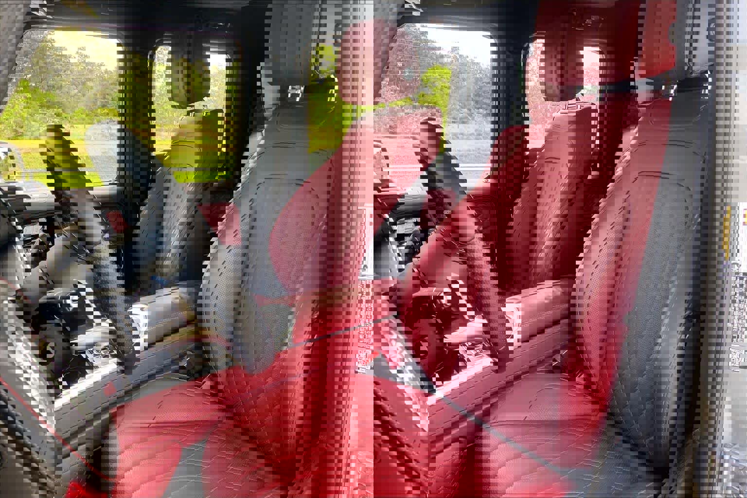 Used 2022 Mercedes-Benz G 550 image 7