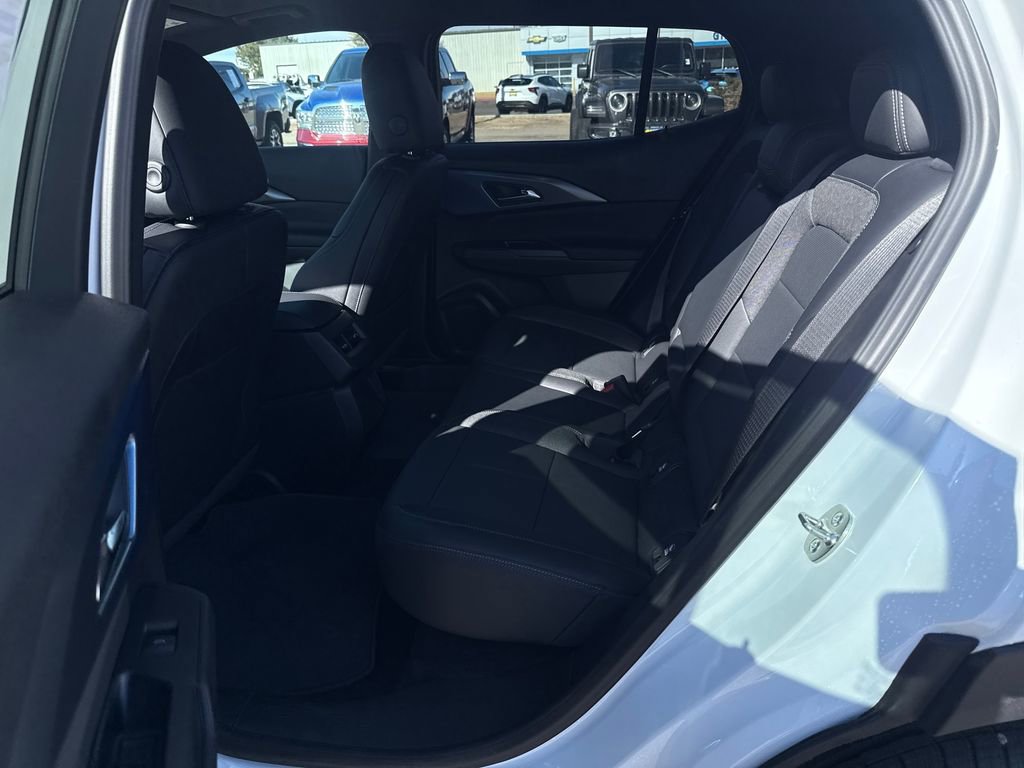 New 2026 Chevrolet Equinox EV LT AWD/4WD image 24