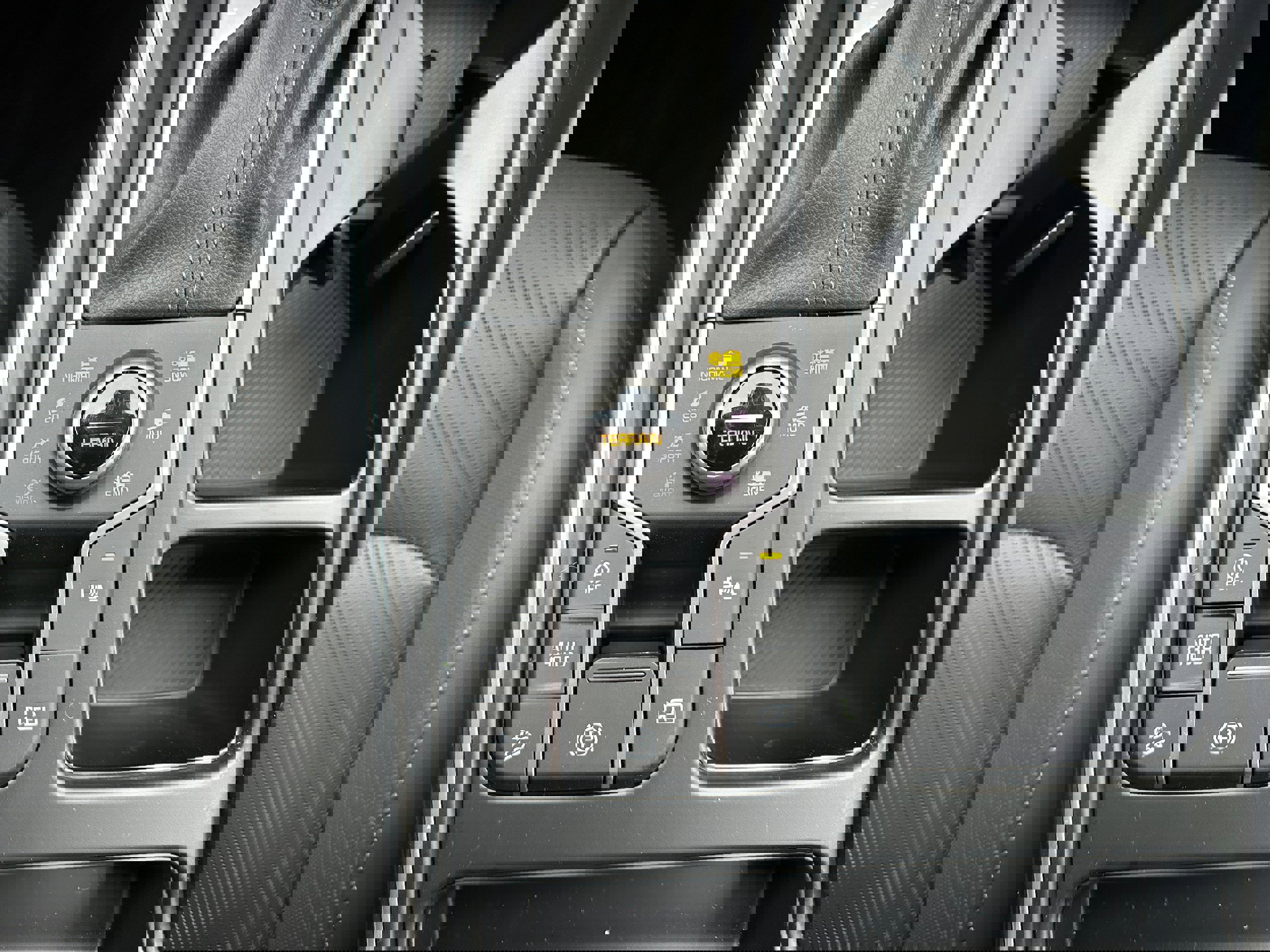 New 2026 Kia Sorento S image 32