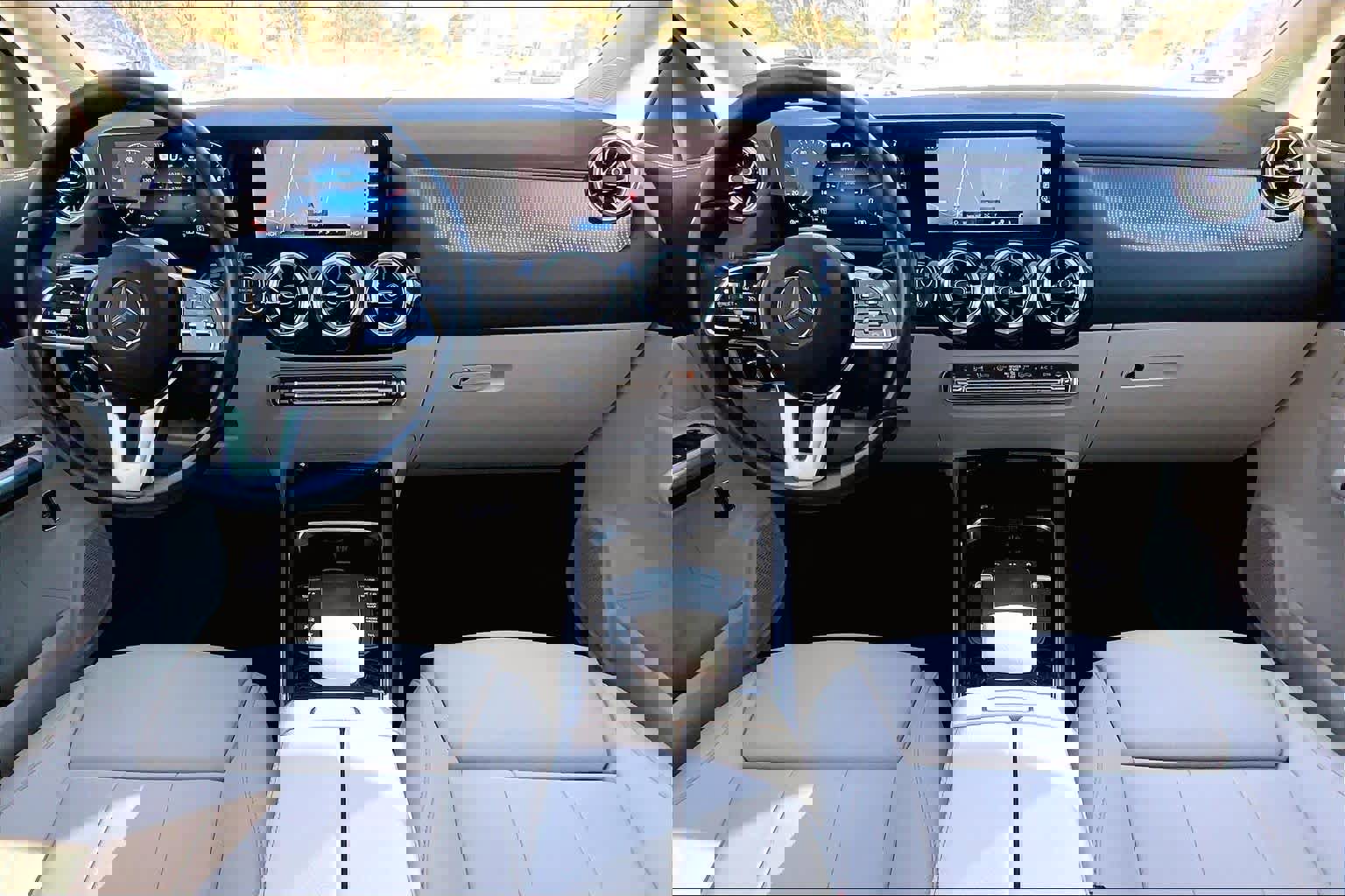 Certified 2023 Mercedes-Benz GLA 250 4MATIC image 15