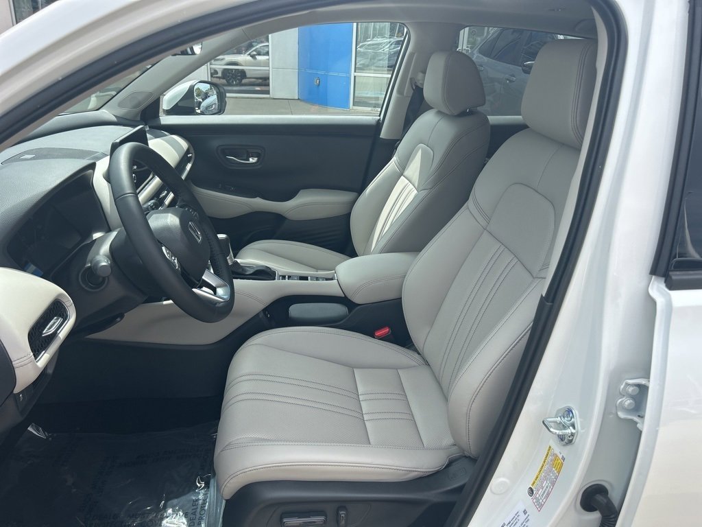 New 2026 Honda HR-V EX-L image 18