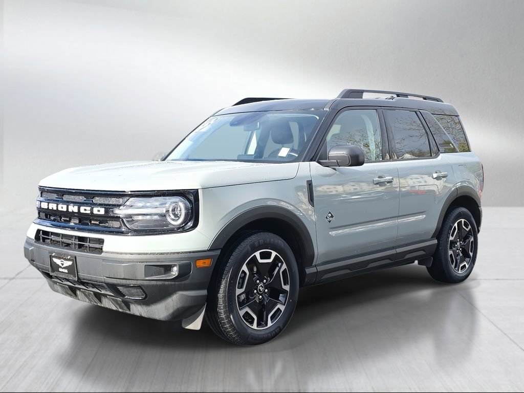 Used 2021 Ford Bronco Sport Outer Banks w/ Outer Banks Package (96D) image 7