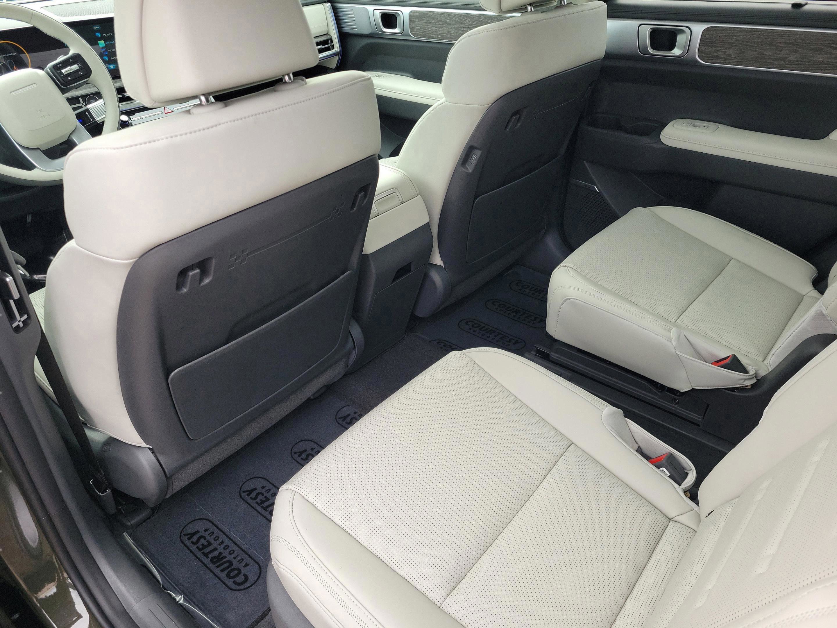 New 2026 Hyundai Santa Fe Calligraphy image 32