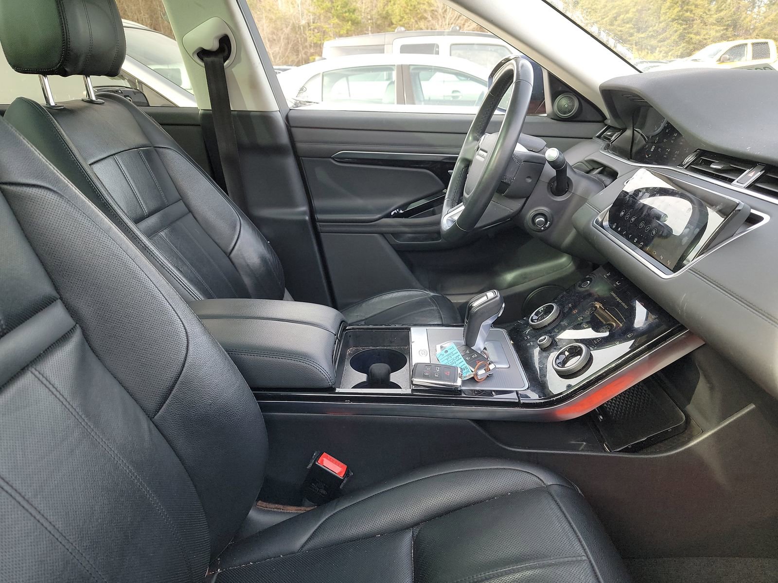 Used 2020 Land Rover Range Rover Evoque SE image 14