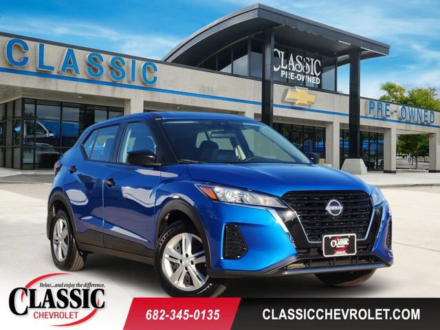 Used 2025 Nissan Kicks Play S