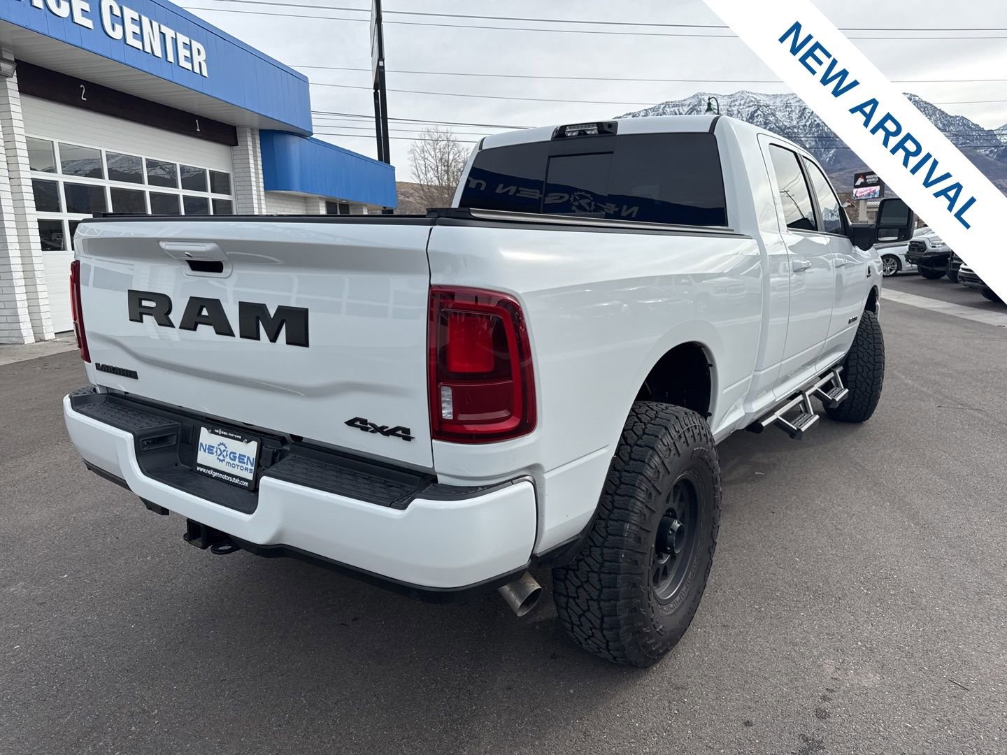 Used 2025 RAM 3500 Laramie w/ Night Edition image 7