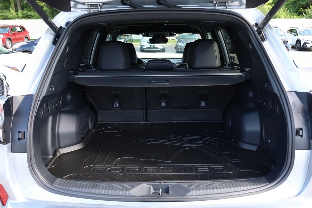 Used 2026 Subaru Forester Limited AWD/4WD image 6