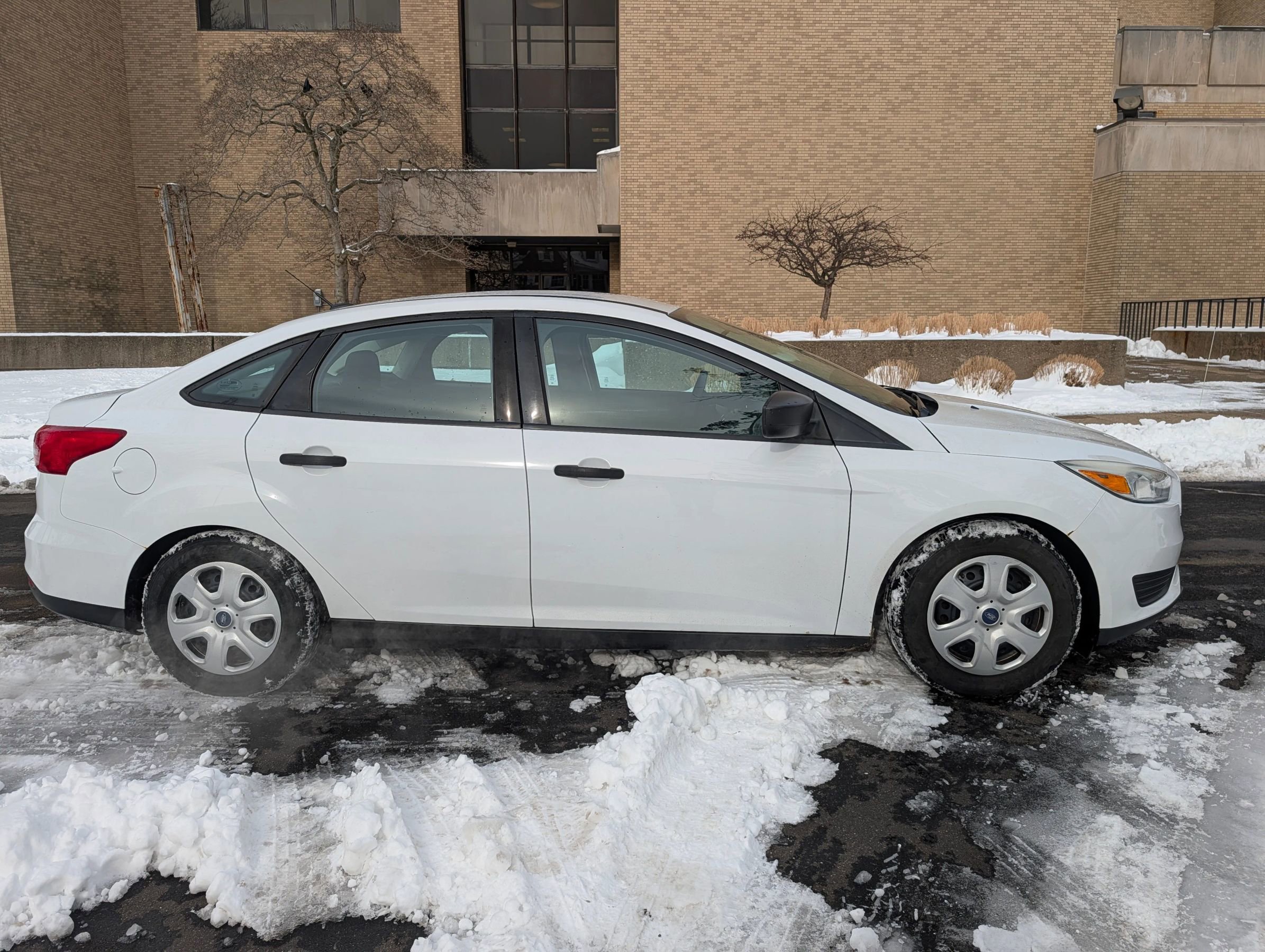 Used 2016 Ford Focus S image 6