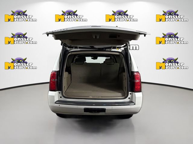 Used 2017 Chevrolet Suburban Premier AWD/4WD image 26