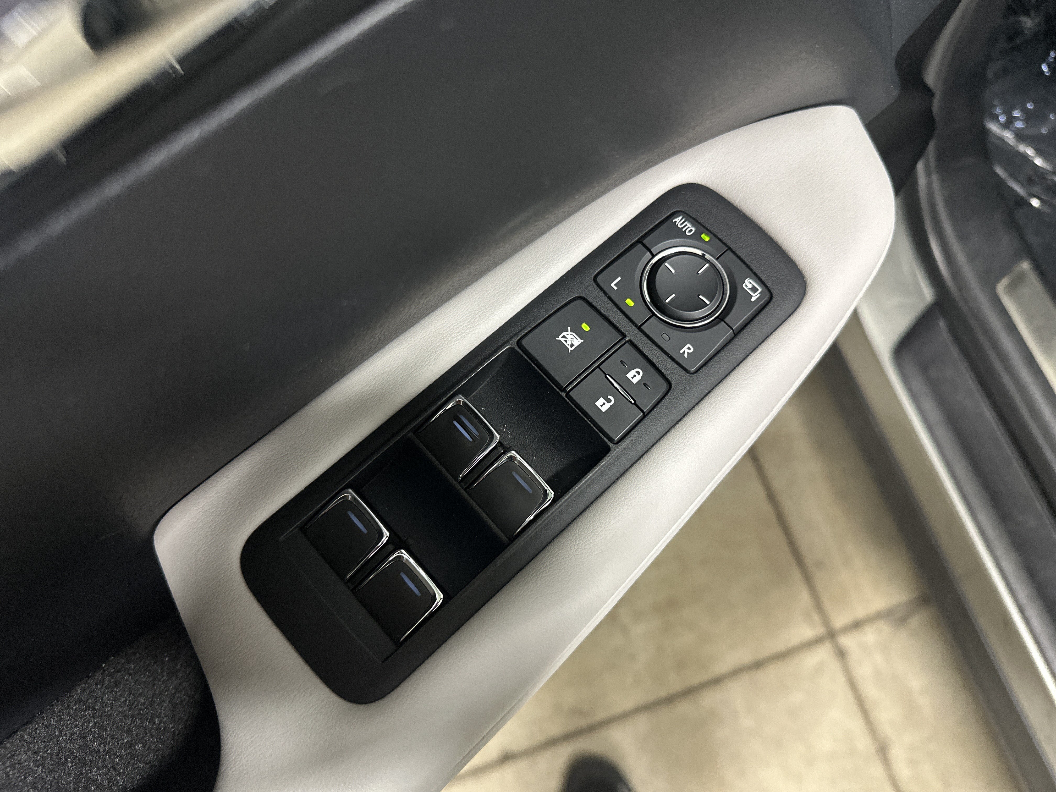 Used 2021 Lexus RX 350 AWD w/ Premium Package image 15