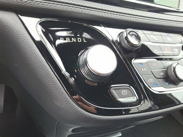 New 2026 Chrysler Pacifica Select image 11