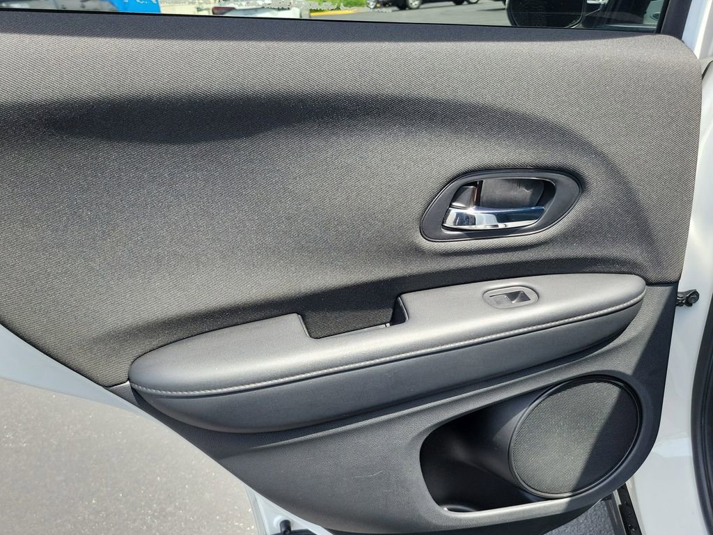 Certified 2021 Honda HR-V Sport image 15