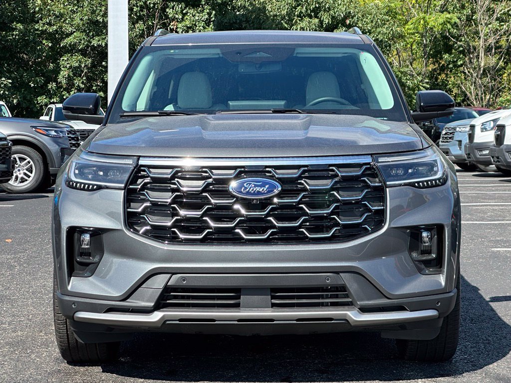 New 2026 Ford Explorer Platinum w/ LUX Leather Package AWD/4WD image 30