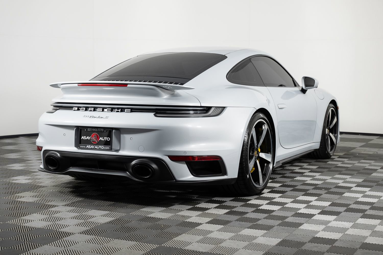 Used 2023 Porsche 911 Turbo S image 7