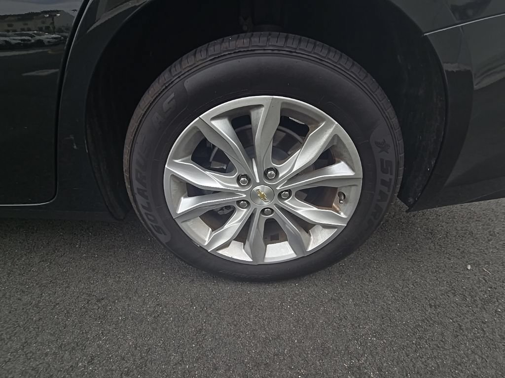 Used 2024 Chevrolet Malibu LT FWD image 7