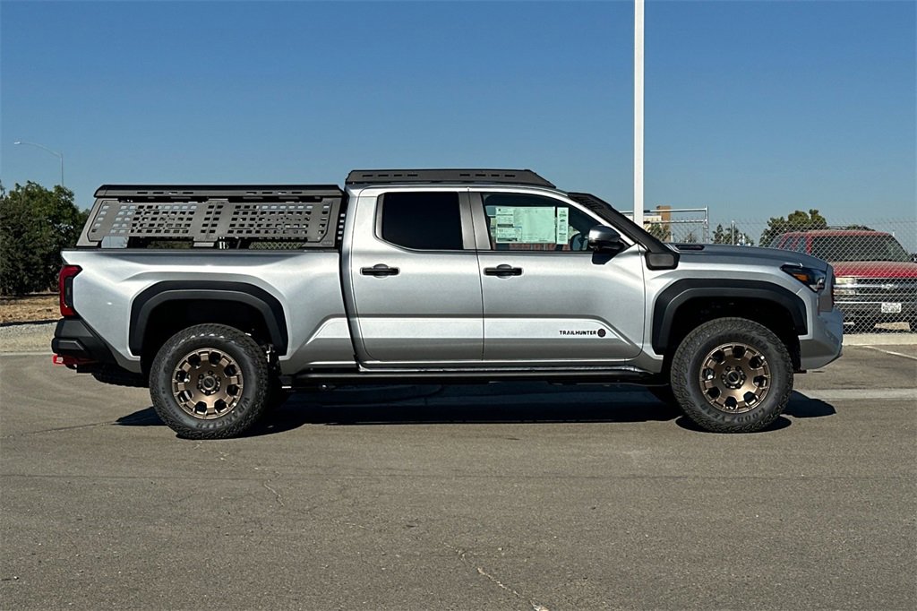 New 2025 Toyota Tacoma Trailhunter image 3