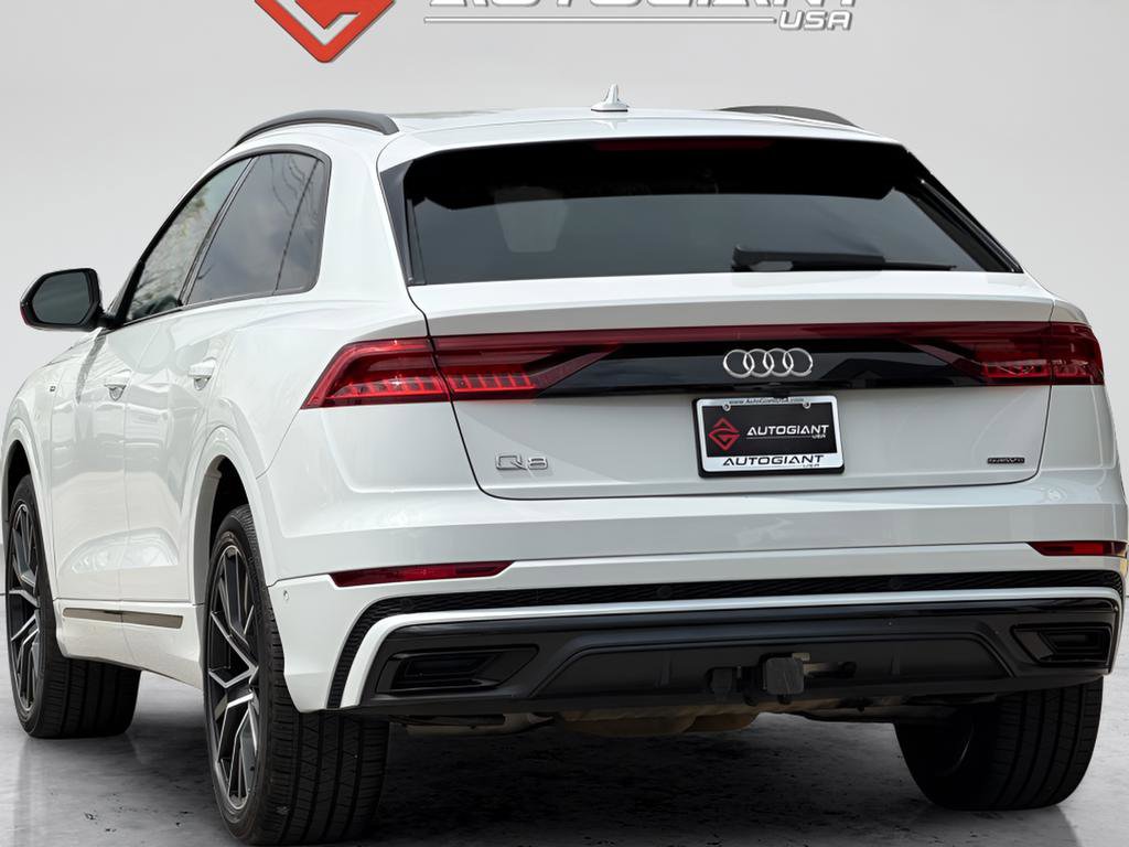 Used 2019 Audi Q8 Prestige w/ Luxury Package image 8