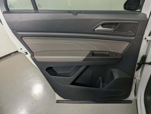 Used 2023 Volkswagen Atlas Cross Sport SEL Premium R-Line image 15