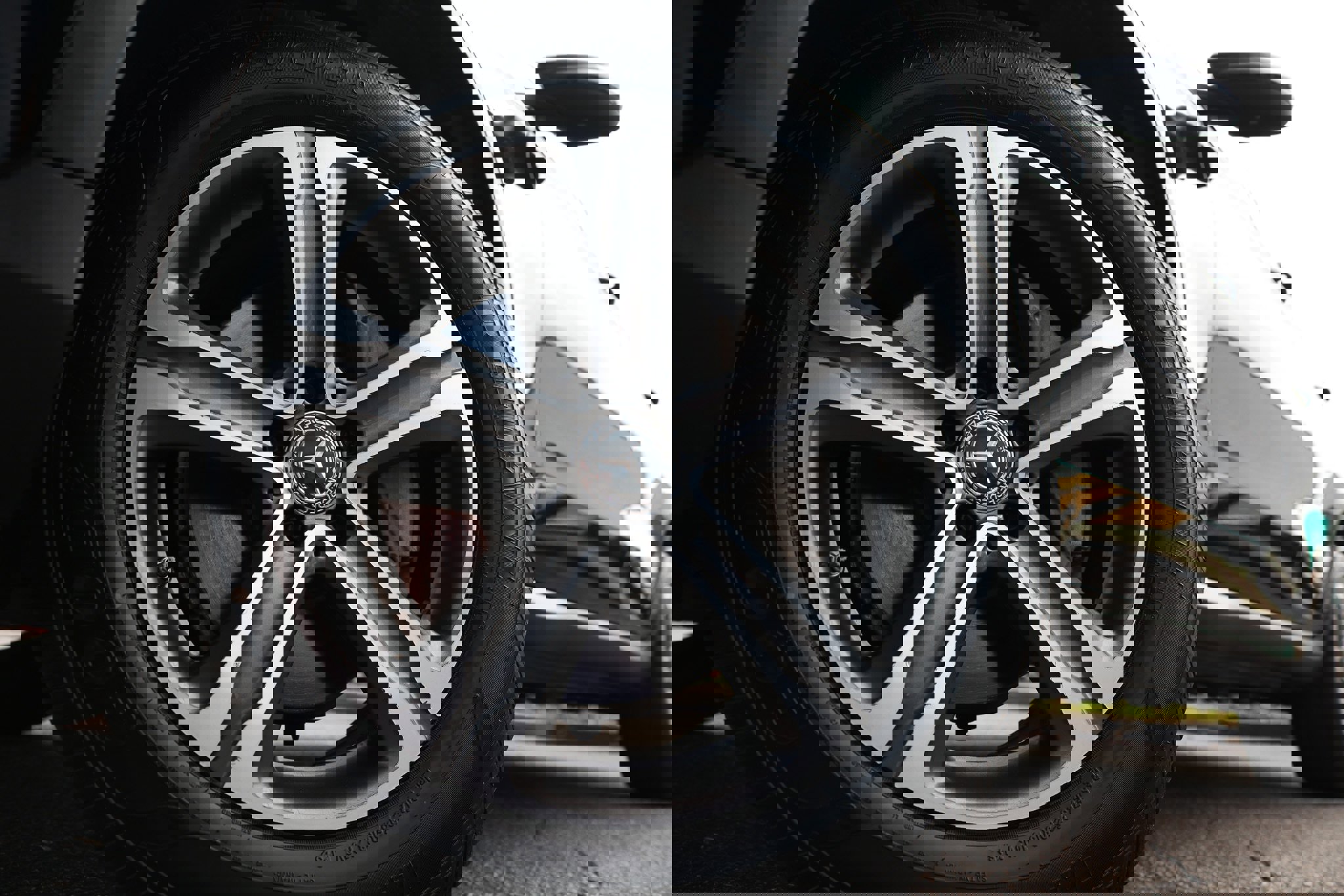 Used 2019 Mercedes-Benz GLC 300 w/ Premium Package image 35