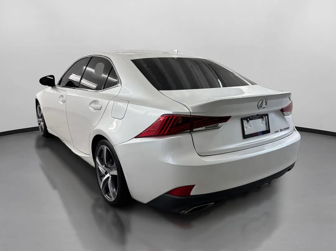 Used 2018 Lexus IS 300 AWD w/ Comfort Package image 7