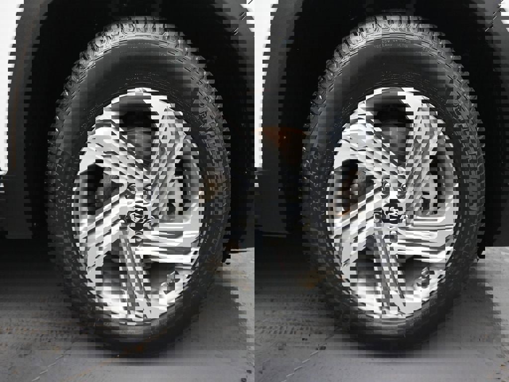 Certified 2021 Hyundai Santa Fe SEL image 29