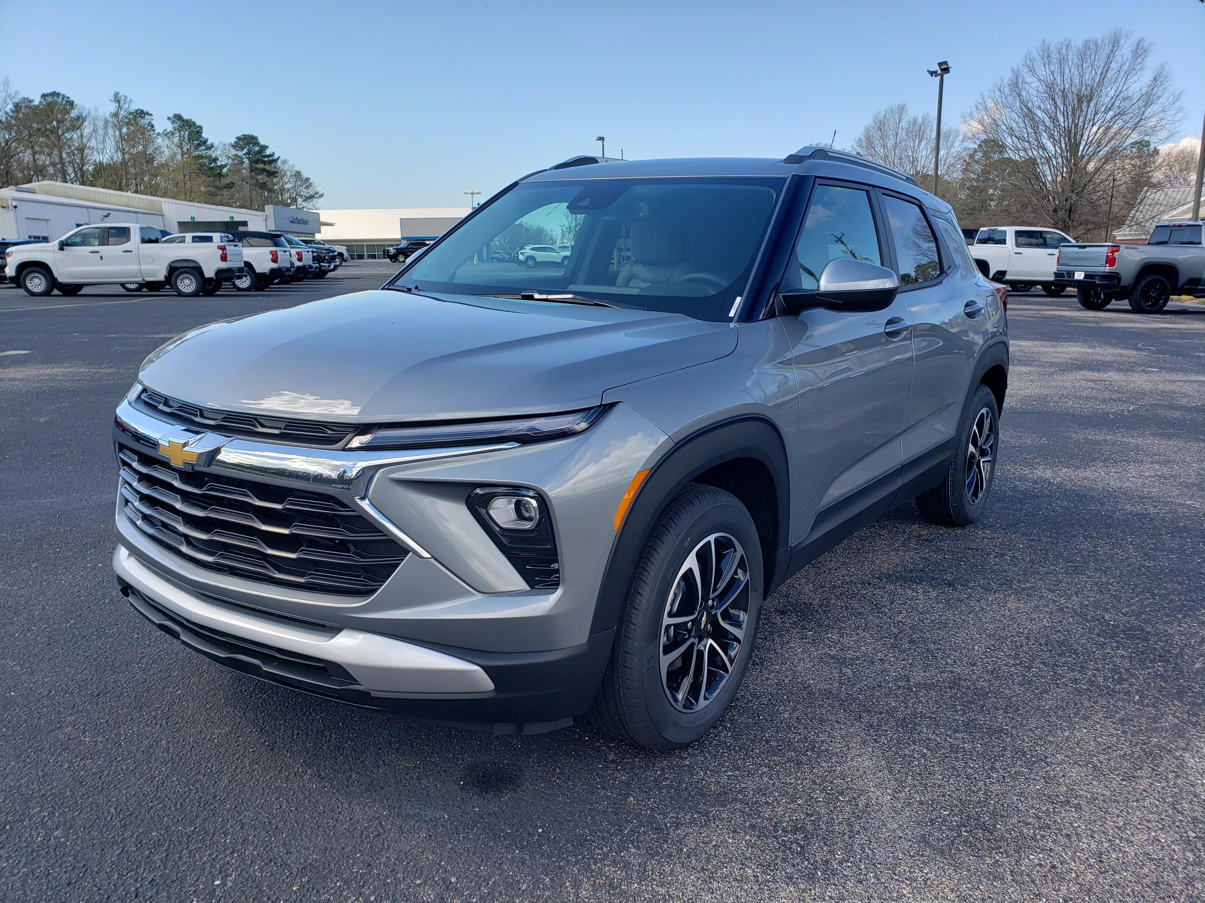 New 2026 Chevrolet TrailBlazer LT w/ Convenience Package image 2