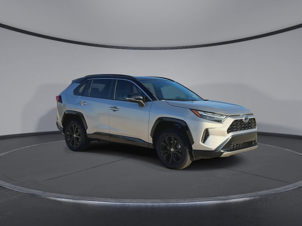 Used 2023 Toyota RAV4 XSE AWD/4WD image 2