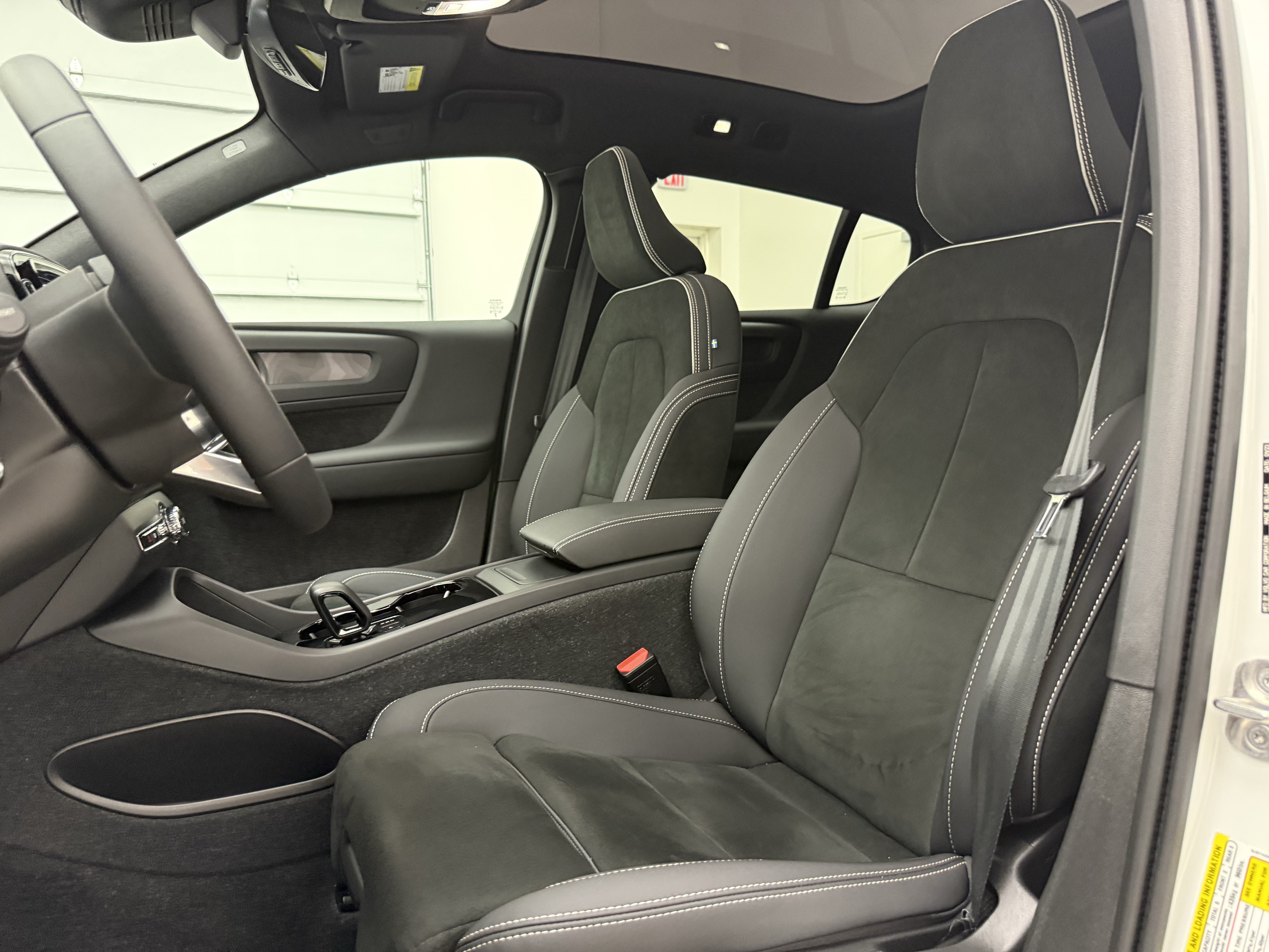 Certified 2023 Volvo C40 P8 Recharge Ultimate AWD/4WD image 13