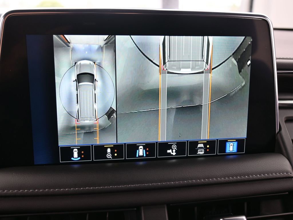 Used 2022 Chevrolet Tahoe LT w/ Luxury Package image 21