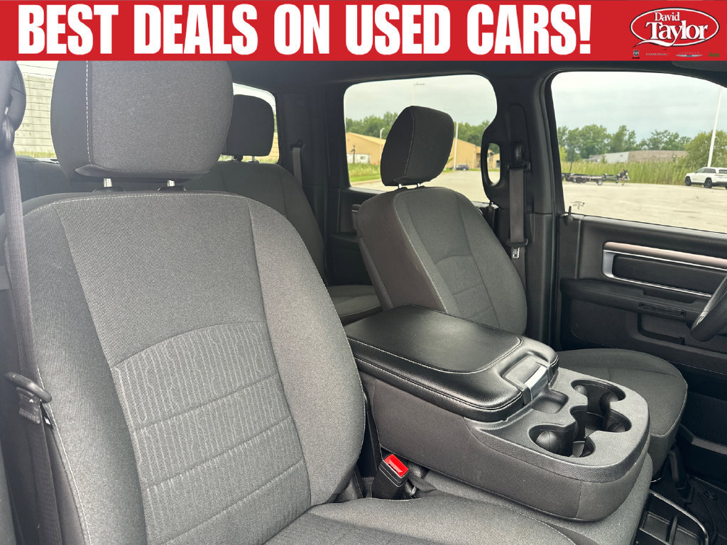 Used 2024 RAM 1500 Warlock AWD/4WD image 26