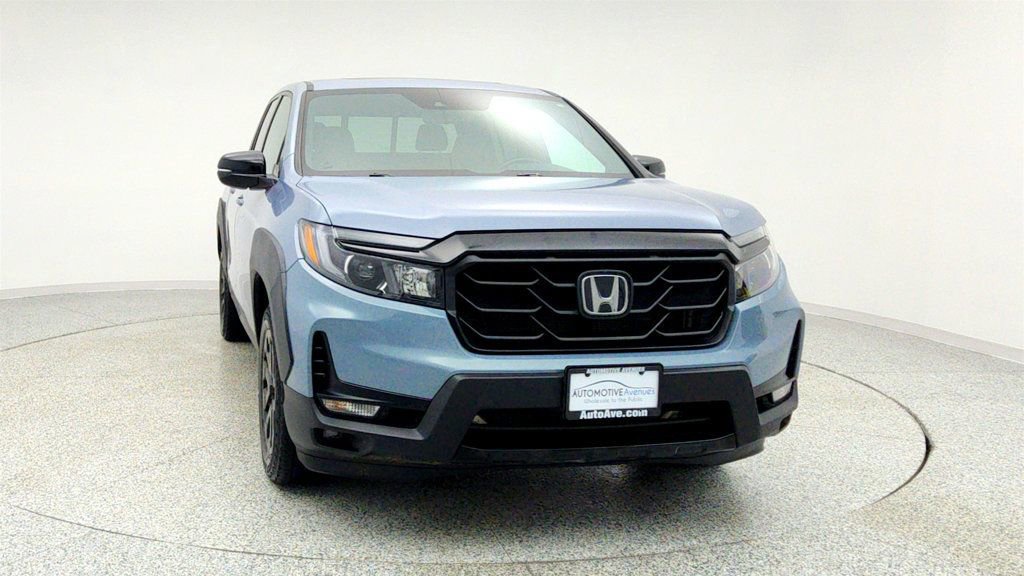 Used 2022 Honda Ridgeline Black Edition image 2