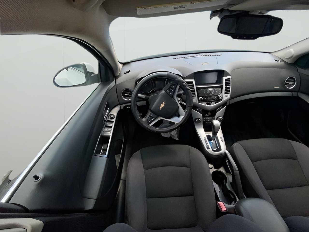 Used 2014 Chevrolet Cruze LT FWD image 30