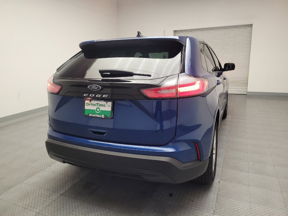 Used 2021 Ford Edge SE w/ Cargo Accessory Package image 7