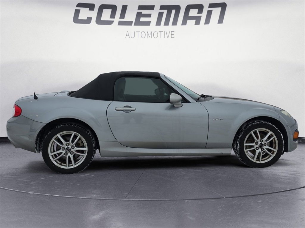 Used 2013 MAZDA MX-5 Miata Sport image 6