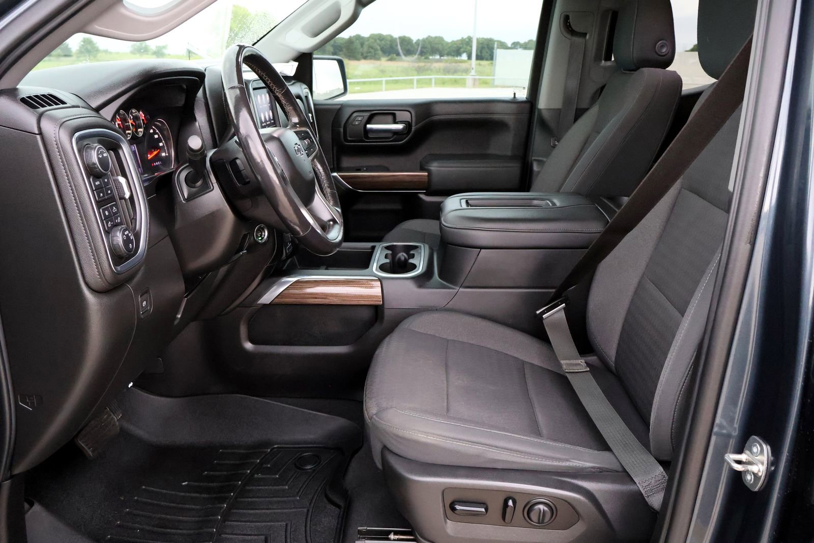 Used 2020 Chevrolet Silverado 1500 RST w/ All-Star Edition AWD/4WD image 18
