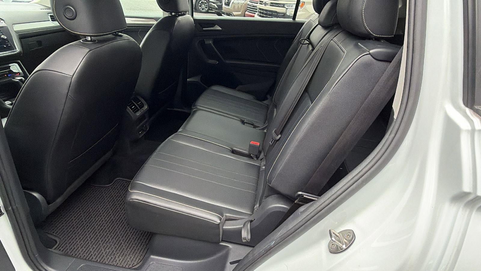 Used 2022 Volkswagen Tiguan SE FWD image 23