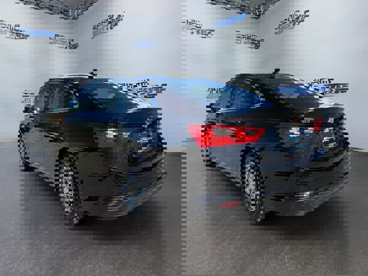 Used 2017 Chevrolet Malibu LS image 7