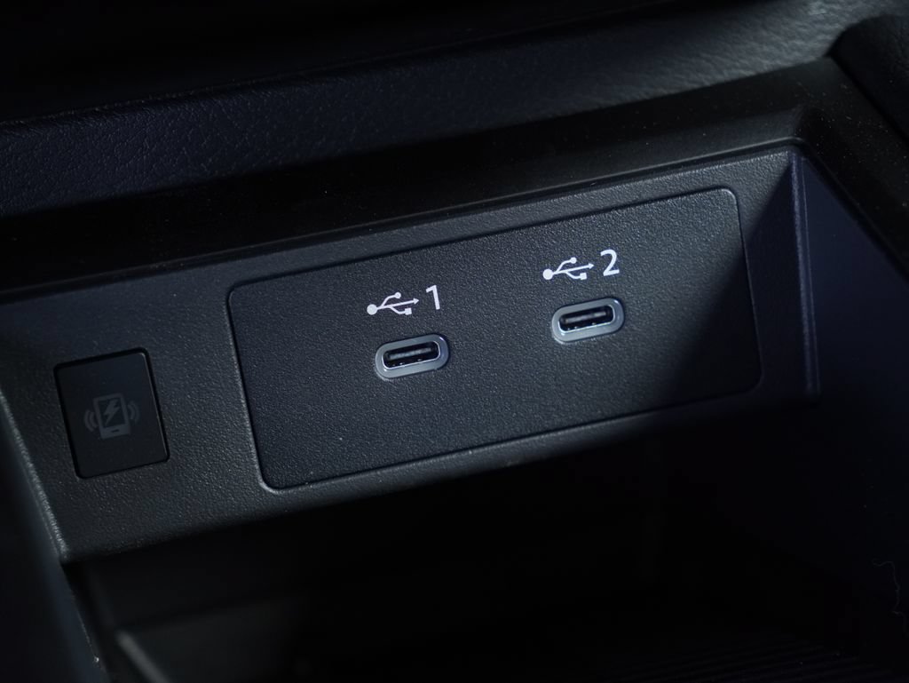 New 2026 Nissan Kicks SR FWD image 18