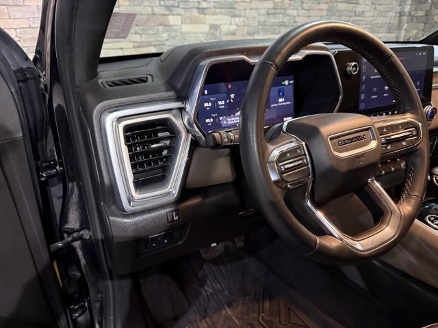 Used 2023 GMC Canyon Denali w/ Denali Black Edition image 14