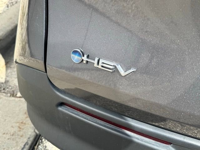 Certified 2025 Toyota Sienna LE image 47