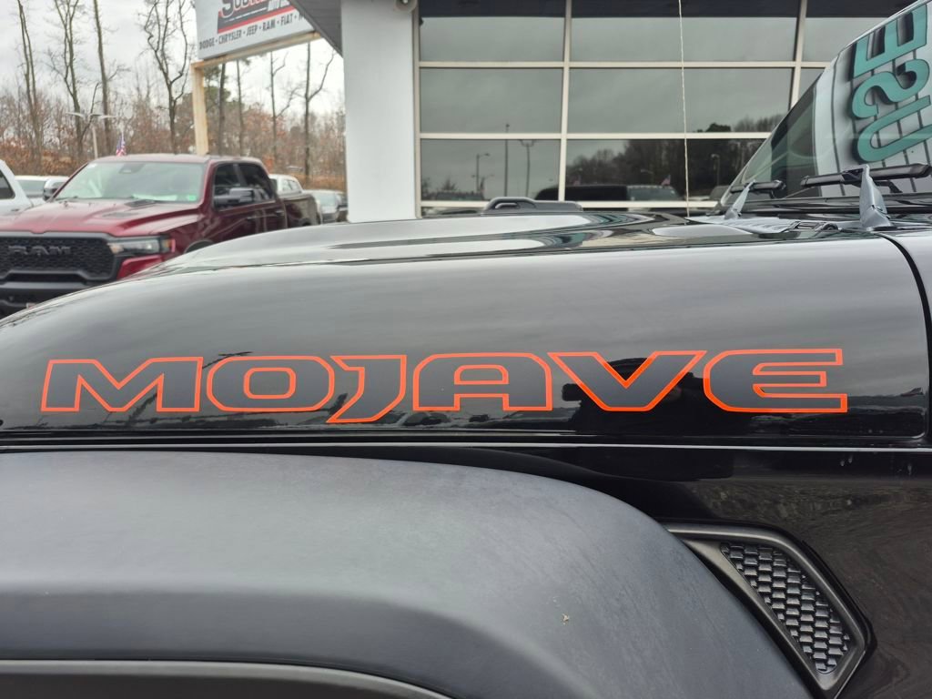 Used 2022 Jeep Gladiator Mojave w/ Cold Weather Group image 12