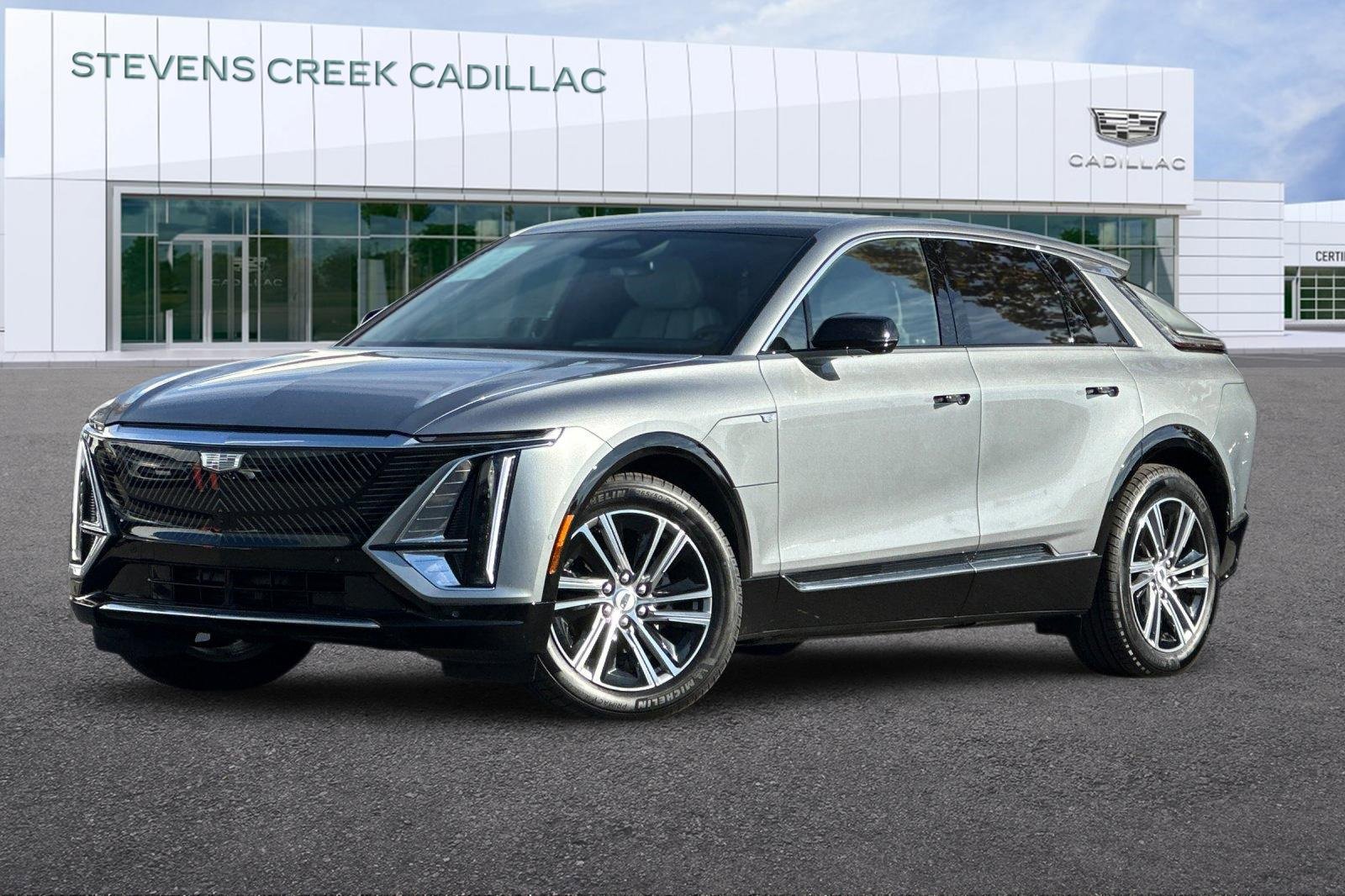 Certified 2025 Cadillac Lyriq Luxury image 7