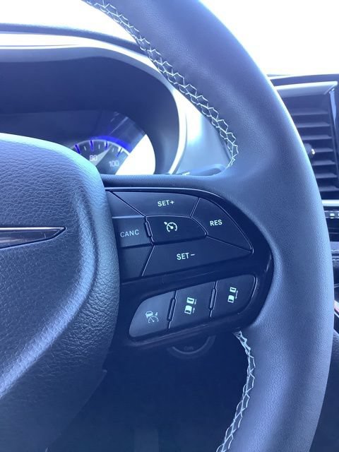 Certified 2023 Chrysler Pacifica Touring-L w/ S Appearance Package AWD/4WD image 31