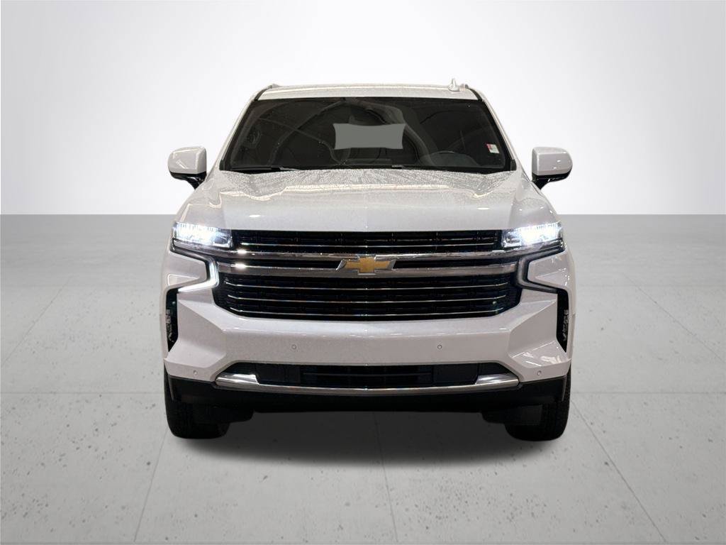 Used 2023 Chevrolet Suburban LT w/ Max Trailering Package AWD/4WD image 4