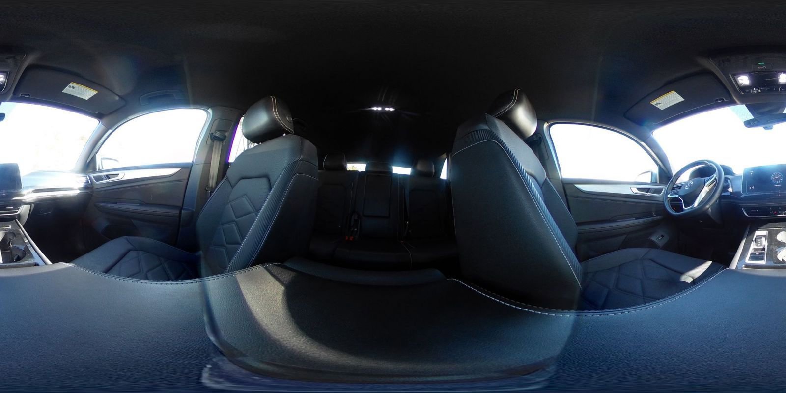 Used 2025 Volkswagen Atlas Cross Sport SE image 42