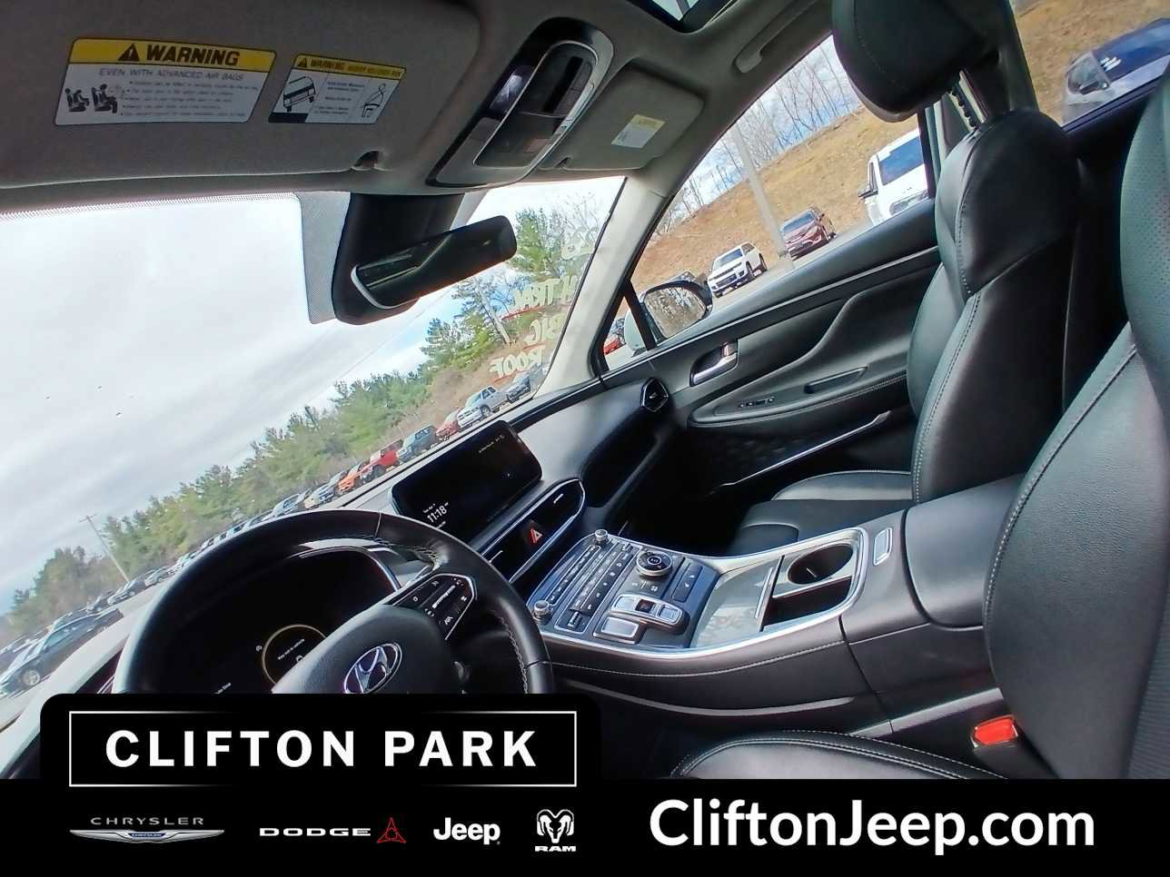 Used 2023 Hyundai Santa Fe SEL w/ Premium Package AWD/4WD image 25